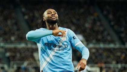 体坛联播｜联赛杯半决赛首回合曼城获胜，马竞国王杯晋级